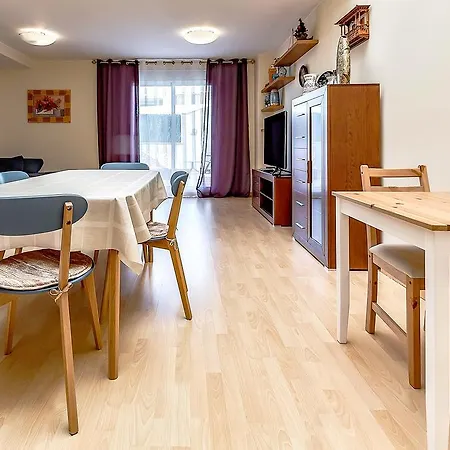 Townhouse Fanabe 35oas2 Guest house