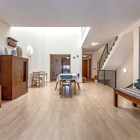 Townhouse Fanabe 35oas2 Guest house *