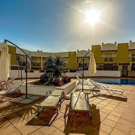 Townhouse Fanabe 35oas2 بيت ضيافة